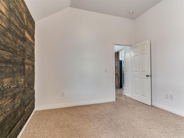 3209 Valley Hollow, Norman, OK 73071