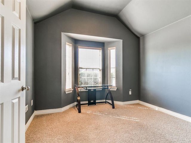 3209 Valley Hollow, Norman, OK 73071