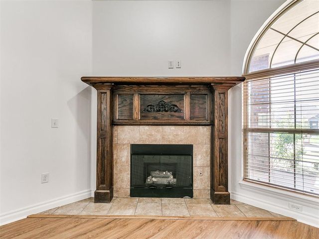 3209 Valley Hollow, Norman, OK 73071