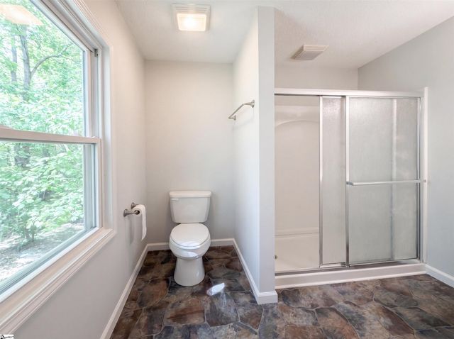 272 Wolfe Lane, Inman, SC 29349