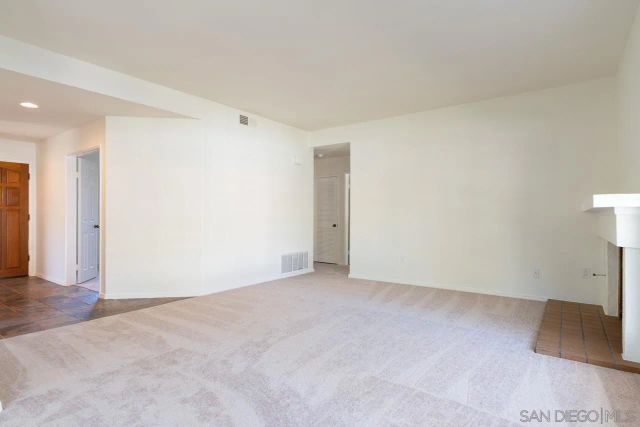 16238 Avenida Venusto A, San Diego, CA 92128