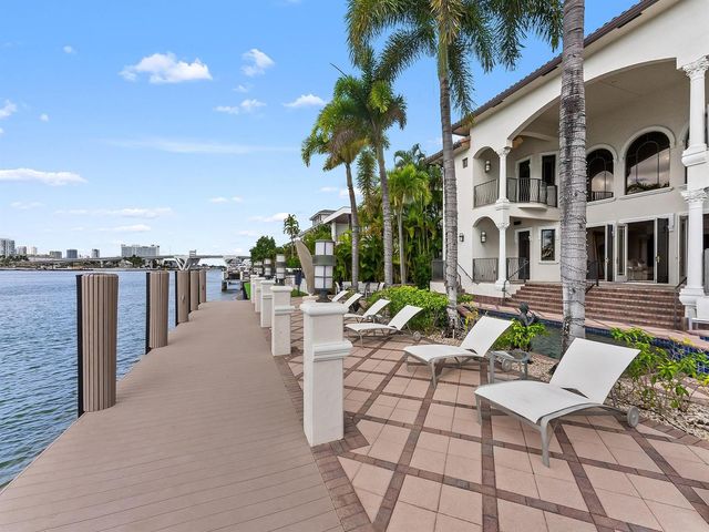 1965 SE 21st Avenue, Fort Lauderdale, FL 33316