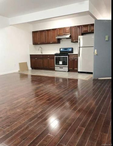102-03 Jamaica Avenue, Richmond Hill, NY 11418