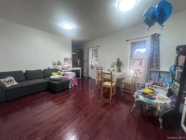 102-03 Jamaica Avenue, Richmond Hill, NY 11418