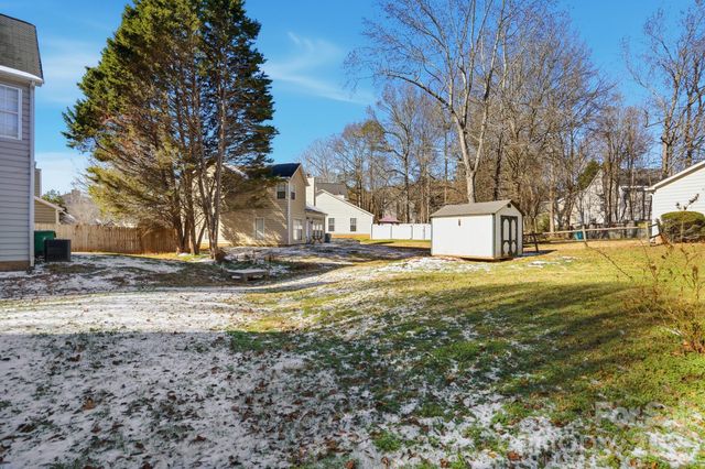 9230 Rotherham Lane, Charlotte, NC 28216