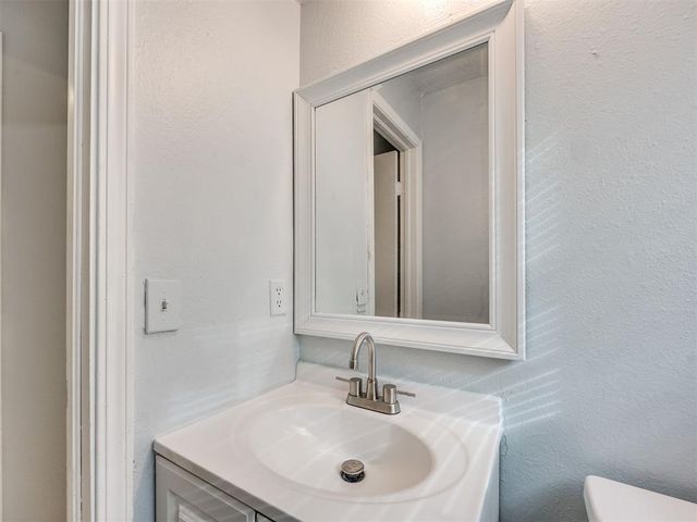 5312 Evanbrook Terrace, Oklahoma City, OK 73135