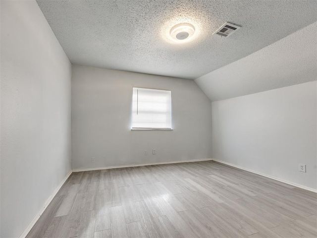 5312 Evanbrook Terrace, Oklahoma City, OK 73135