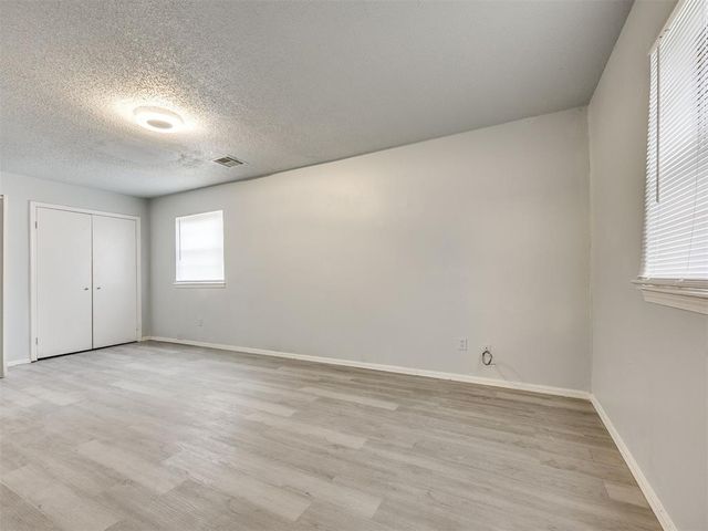 5312 Evanbrook Terrace, Oklahoma City, OK 73135