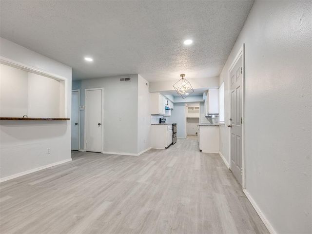 5312 Evanbrook Terrace, Oklahoma City, OK 73135