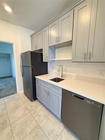 2002 MYRTLE PINE UNIT 1 STREET, Kissimmee, FL 34746