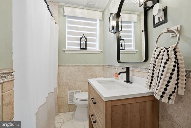 320 MCKEAN ST, Philadelphia, PA 19148