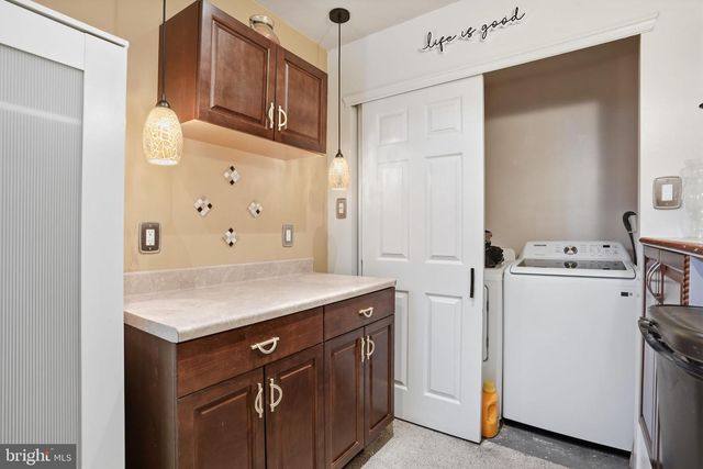 320 MCKEAN ST, Philadelphia, PA 19148