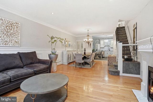 320 MCKEAN ST, Philadelphia, PA 19148