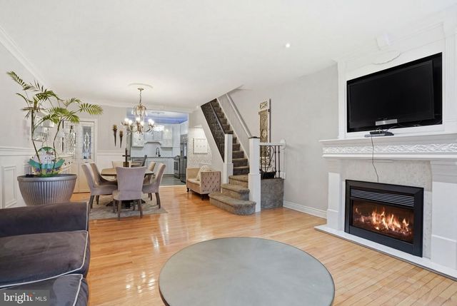 320 MCKEAN ST, Philadelphia, PA 19148