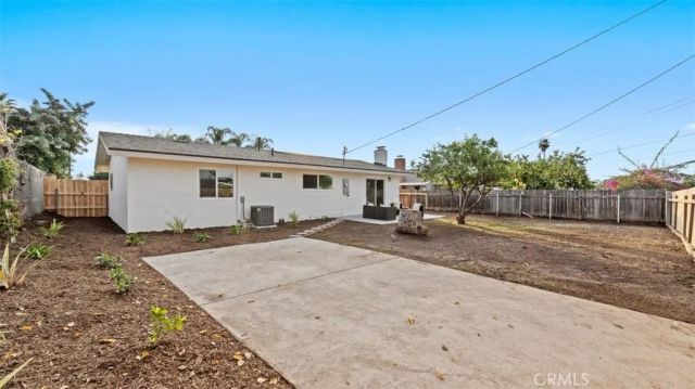 2229 Larchmont, Pomona, CA 91767