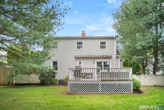 157 Hulls Highway, Fairfield, CT 06890