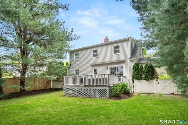 157 Hulls Highway, Fairfield, CT 06890