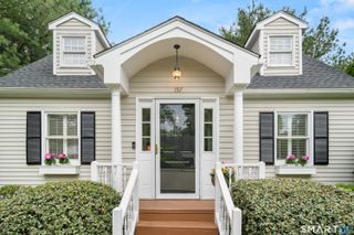 157 Hulls Highway, Fairfield, CT 06890