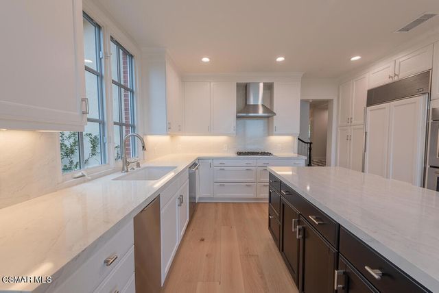 2390 Crombie Court, Westlake Village, CA 91361