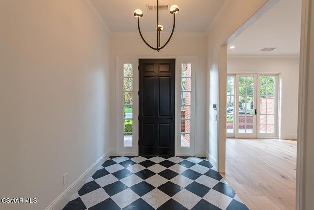 2390 Crombie Court, Westlake Village, CA 91361