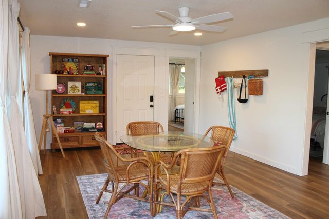 21935 Lake Road M-12, Cassville, MO 65625