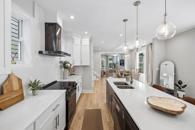622 Waco Dr, Nashville, TN 37209