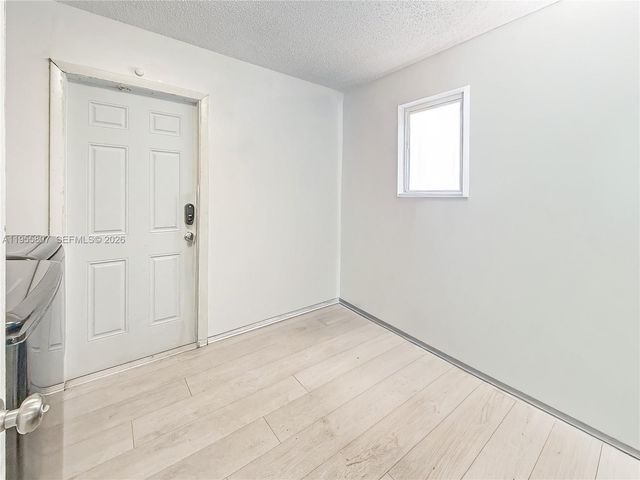 3004 NW 7th St, Fort Lauderdale, FL 33311