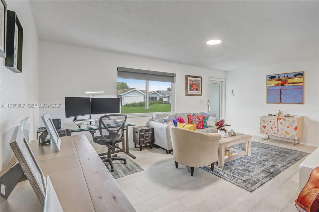 Image 3 of property listing at 3004 NW 7th St, Fort Lauderdale, FL 33311