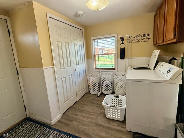 8248 W 300 S, Columbus, IN 47201