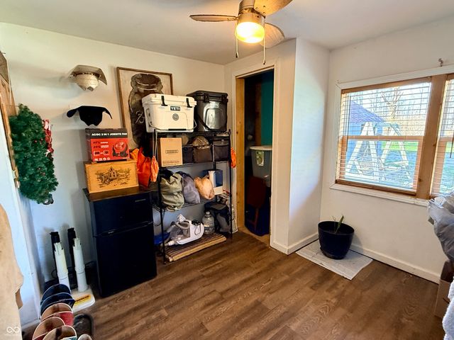 8248 W 300 S, Columbus, IN 47201