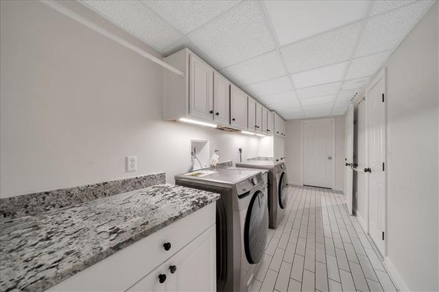 5592 Colton Drive, Atlanta, GA 30342