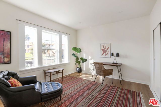 1222 N Virgil Avenue, Los Angeles, CA 90029