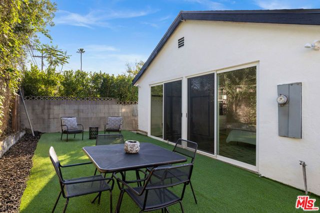 1222 N Virgil Avenue, Los Angeles, CA 90029