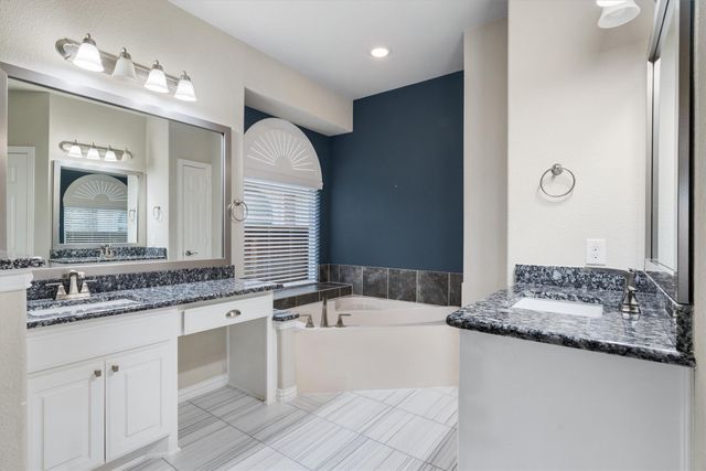 2003 Silent Shore Street, Wylie, TX 75098