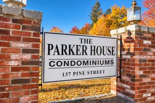 137 Pine St 2, Lowell, MA 01851