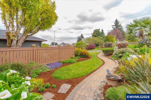 5240 Chapman St S, Salem, OR 97306