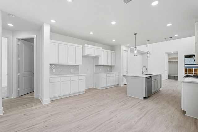 2013 Bayfront Drive, Royse City, TX 75189