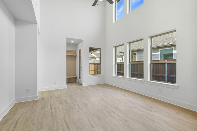 2013 Bayfront Drive, Royse City, TX 75189