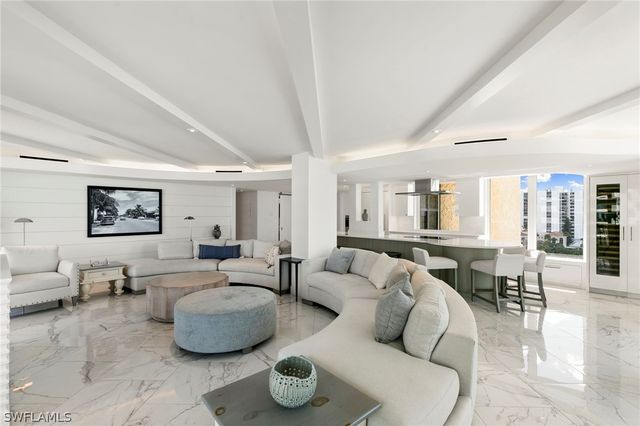 4001 Gulf Shore BLVD N 806, Naples, FL 34103