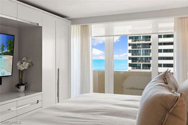 4001 Gulf Shore BLVD N 806, Naples, FL 34103