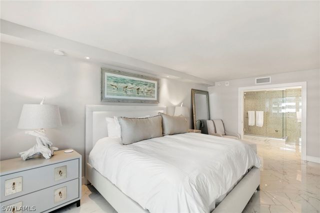 4001 Gulf Shore BLVD N 806, Naples, FL 34103