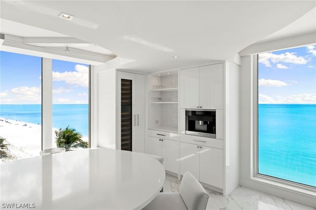 4001 Gulf Shore BLVD N 806, Naples, FL 34103