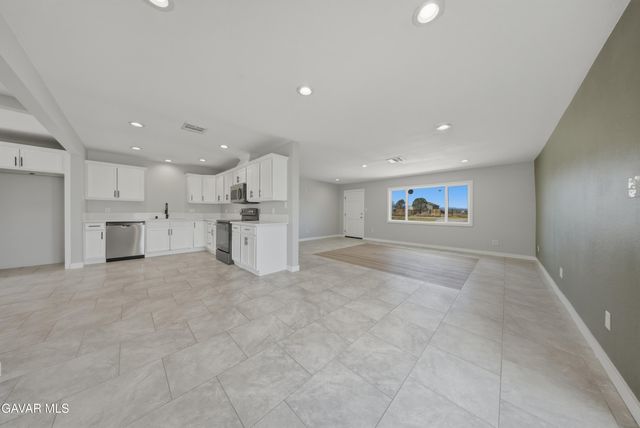 48038 W 93rd Street, Lancaster, CA 93536