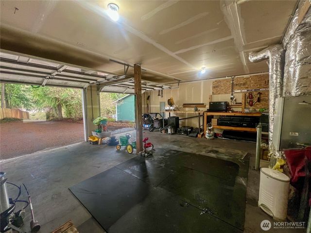 18711 Sylvan Dell Court SE, Yelm, WA 98597