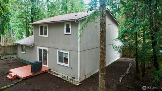 18711 Sylvan Dell Court SE, Yelm, WA 98597