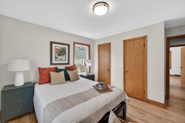 556 Glen Drive, Madison, WI 53711