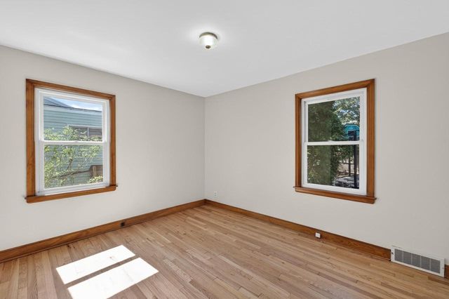 556 Glen Drive, Madison, WI 53711