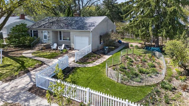 556 Glen Drive, Madison, WI 53711