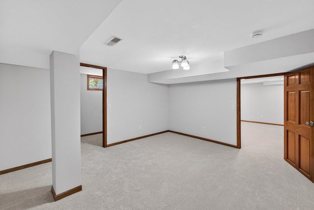 556 Glen Drive, Madison, WI 53711