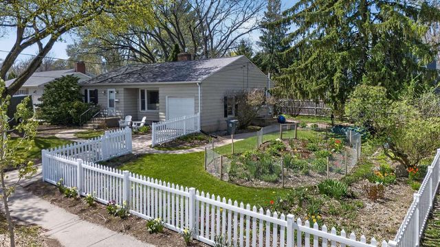 556 Glen Drive, Madison, WI 53711